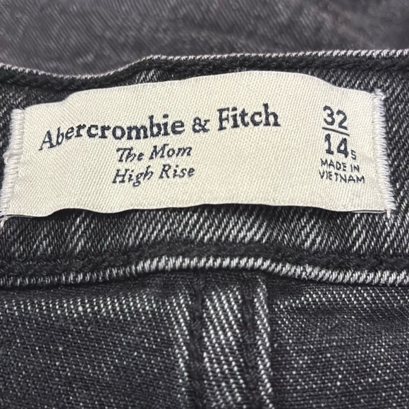Abercrombie and Fitch the mom high Rise size 32/14S - Picture 6 of 14